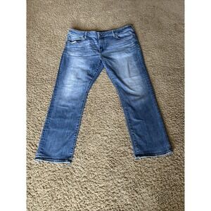 American Eagle Jeans Men's Size 40x30 Med Wash Slim Straight Next Level Flex